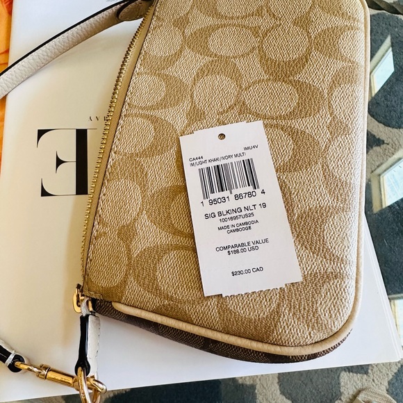 Coach Nolita 19 In Blocked Signature Canvas Gold/Light Khaki/Ivory Multi - Picture 5 of 14